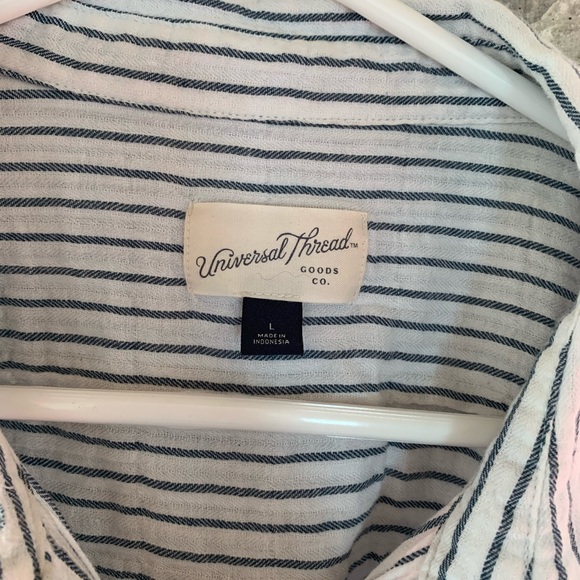 Universal Thread Striped Button Down - L - Picture 2 of 3